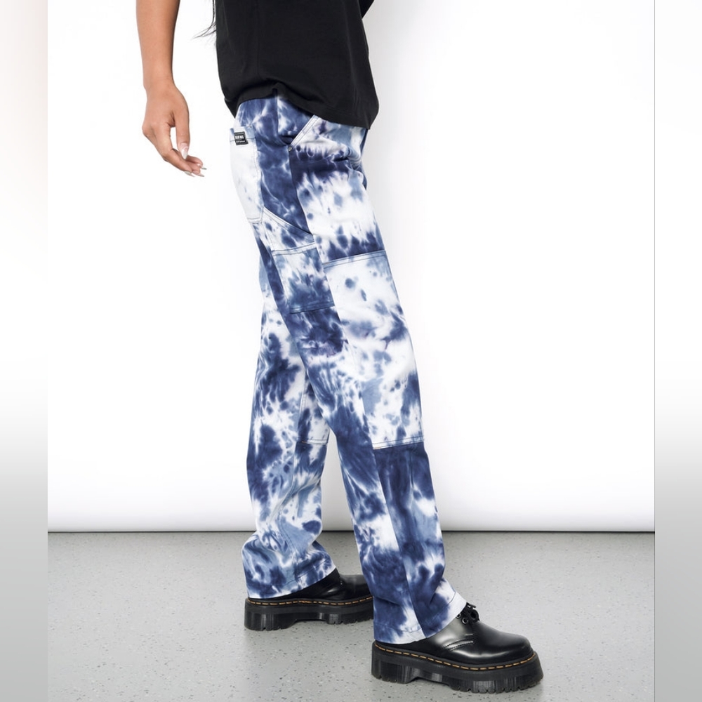 Blue tie dye Wildfang jeans XL